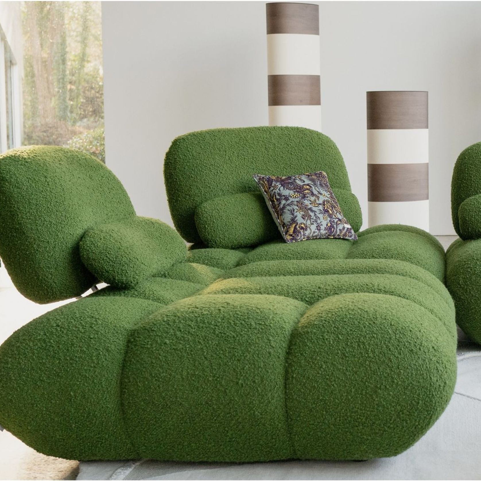 Script U-shaped modular sofa - left gallery detail image