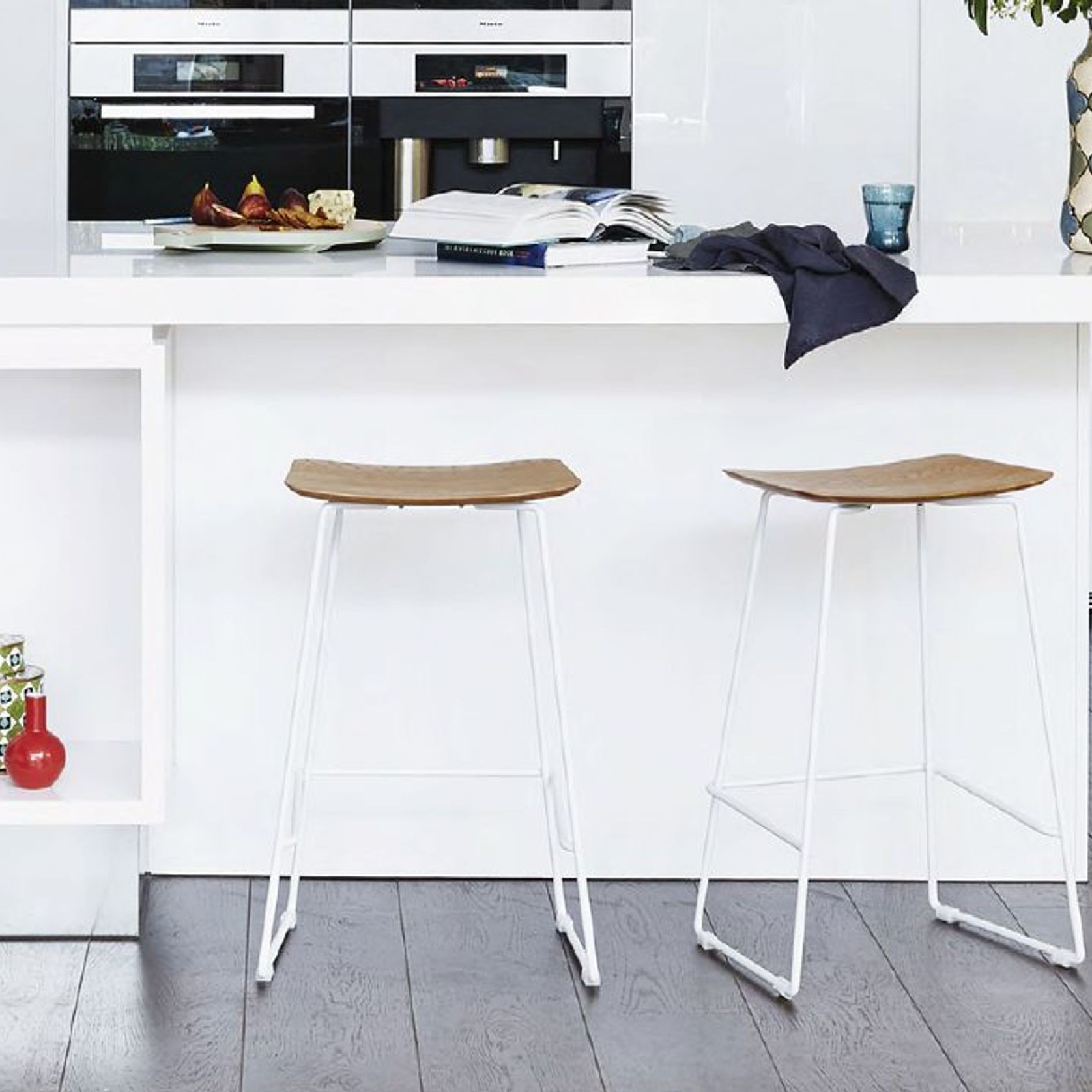 Winnie Stool - Chrome - White Leather - 76cm Bar Height gallery detail image