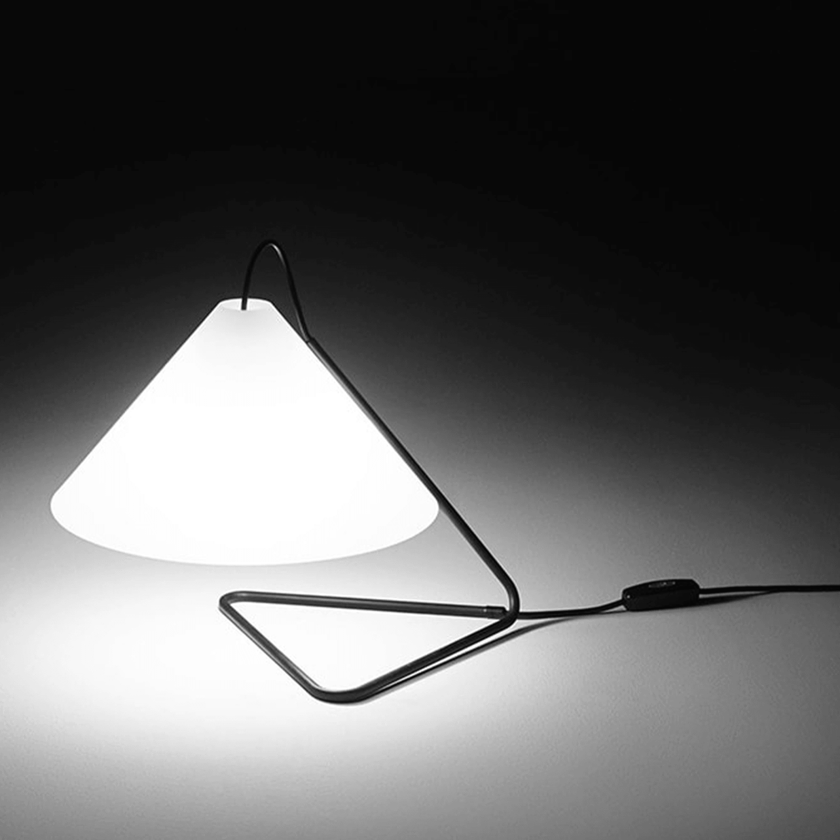 Anna Lamp by DePadova gallery detail image