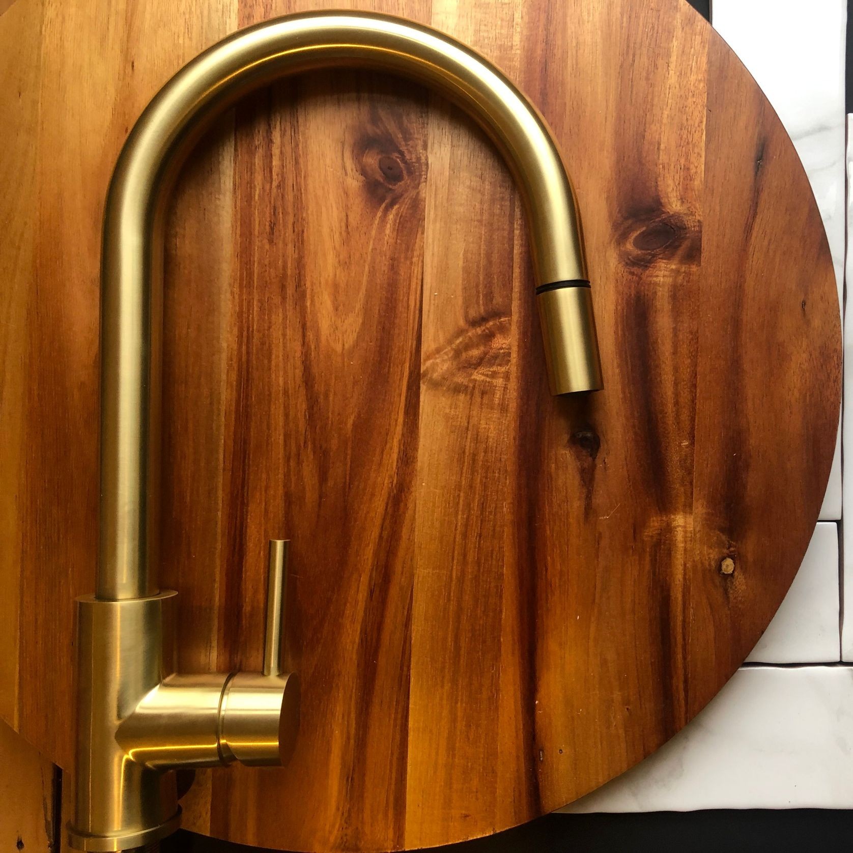 Voda Gooseneck Pull Out Sink Mixer with Cold Start tech gallery detail image