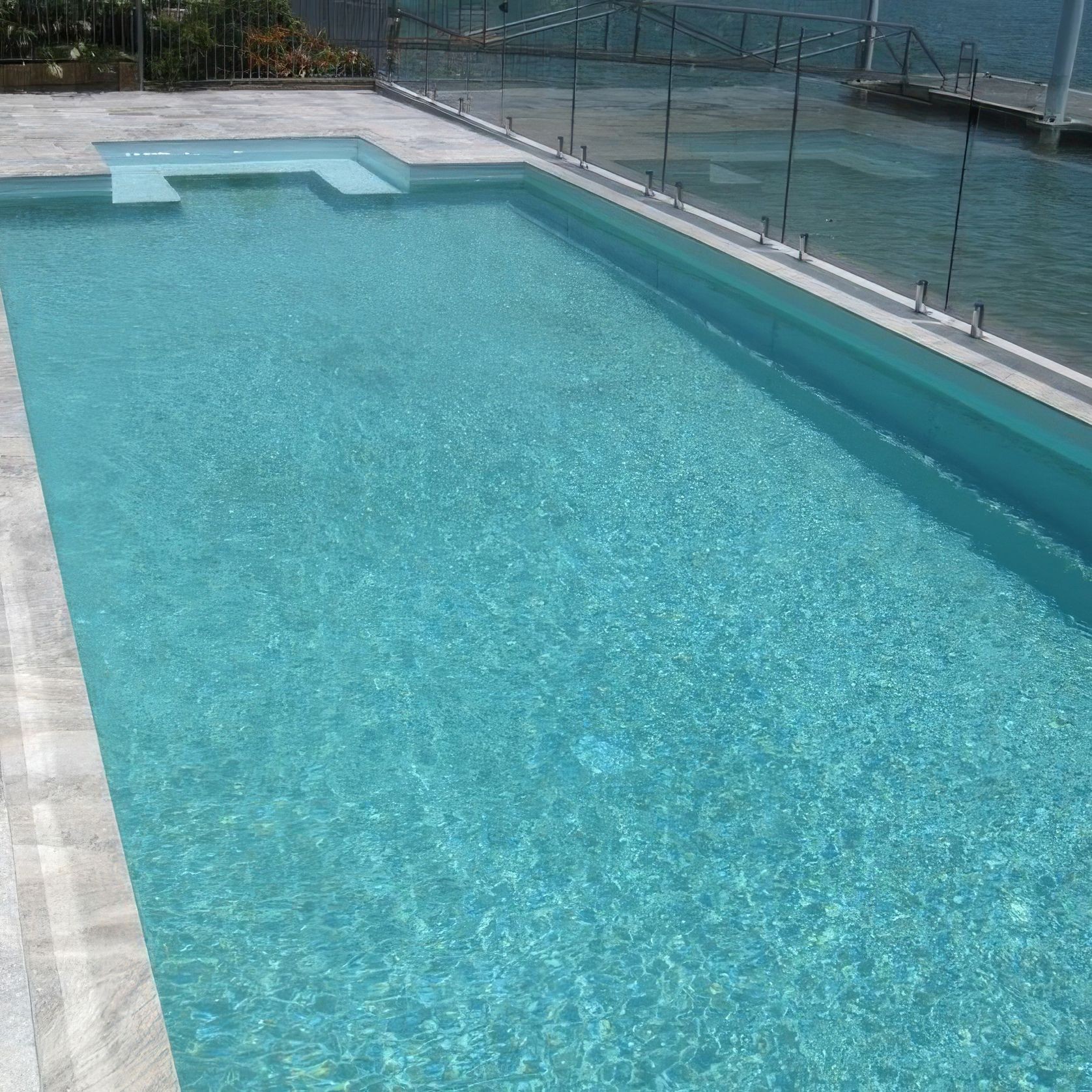 Platinum | Travertine gallery detail image