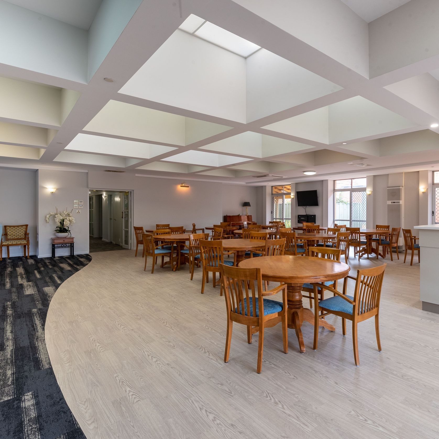 Altro Wood™ Adhesive-Free - R10 Safety Flooring gallery detail image