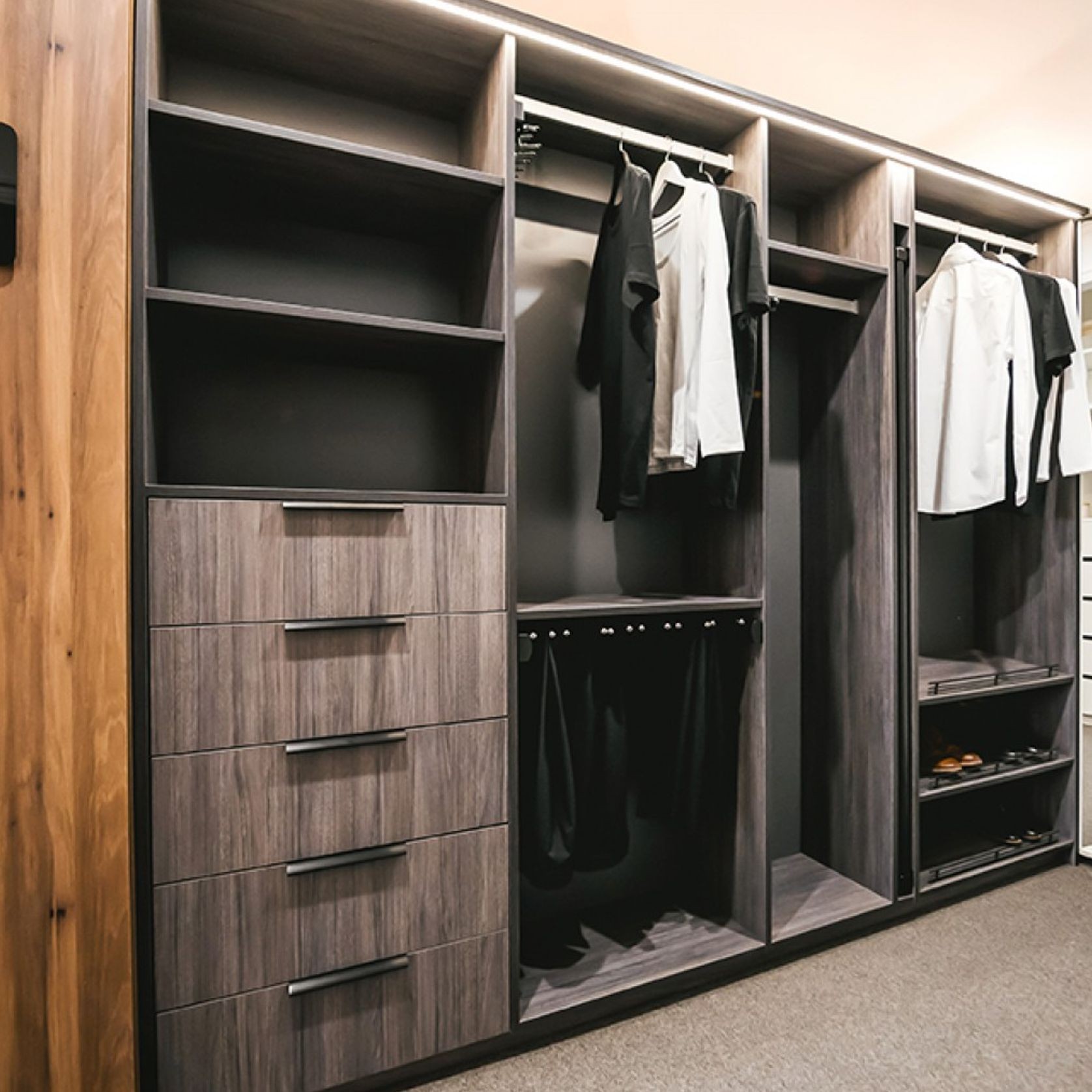 METRO range - Walk-In Wardrobe gallery detail image