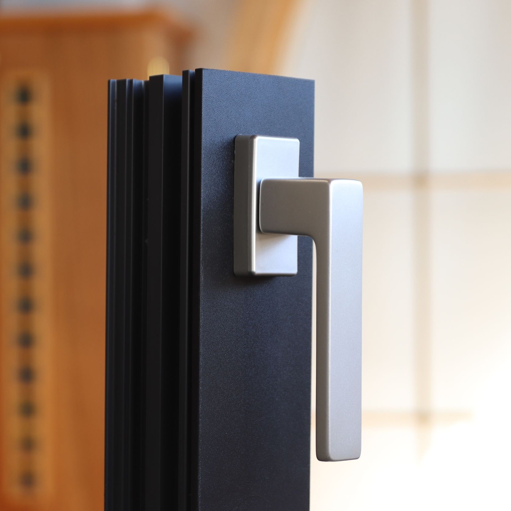Hanover 1033 Tilt and Turn Window Handle gallery detail image