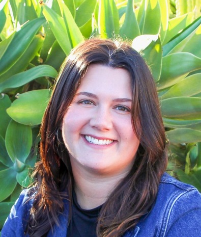 Serena Kacharos-Warren