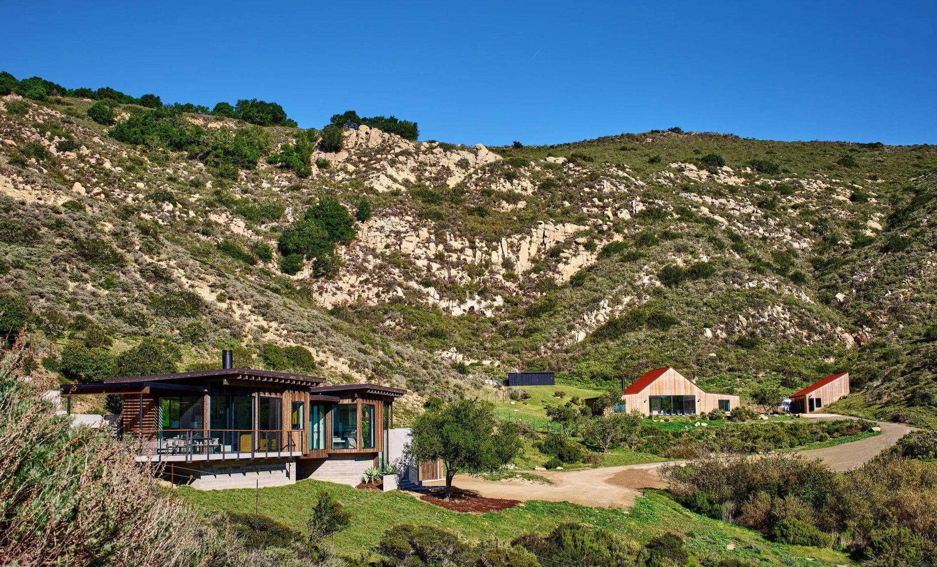COASTAL MODERN GUEST HOUSE III